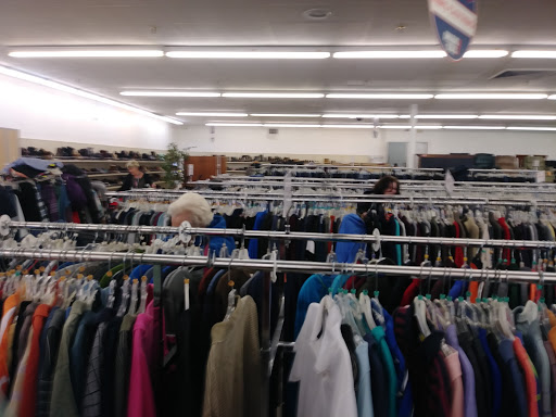 Thrift Store «The Salvation Army Family Stores- Twin Cities», reviews and photos, 1000 E Moore Lake Dr, Fridley, MN 55432, USA