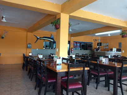 Restaurant El Pescador Veracruzano - Carr. Poza Rica, Papantla s/n, Petromex, 93290 Poza Rica de Hidalgo, Ver., Mexico