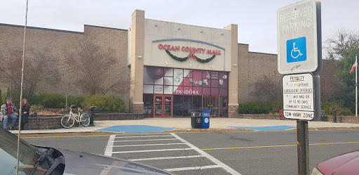 Shopping Mall «Ocean County Mall», reviews and photos, 1201 Hooper Ave, Toms River, NJ 08753, USA