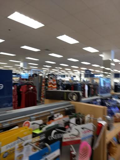 Department Store «Marshalls», reviews and photos, 1399 N Shore Rd, Revere, MA 02151, USA