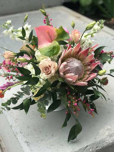 Florist «Florist Fire», reviews and photos, 716 S Village Cir, Tampa, FL 33606, USA