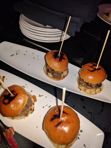 New American Restaurant «4935 Bar and Kitchen», reviews and photos, 4935 Cordell Ave, Bethesda, MD 20814, USA