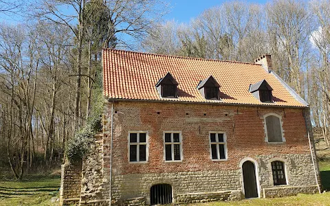 Château de Trois-Fontaines image