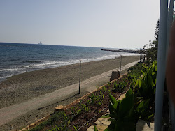 Loures Beach - Blue Flag'in fotoğrafı - rahatlamayı sevenler arasında popüler bir yer
