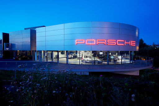 Porsche Center Oslo