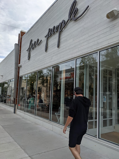 Shopping Mall «Hilldale Shopping Center», reviews and photos, 726 N Midvale Blvd, Madison, WI 53705, USA