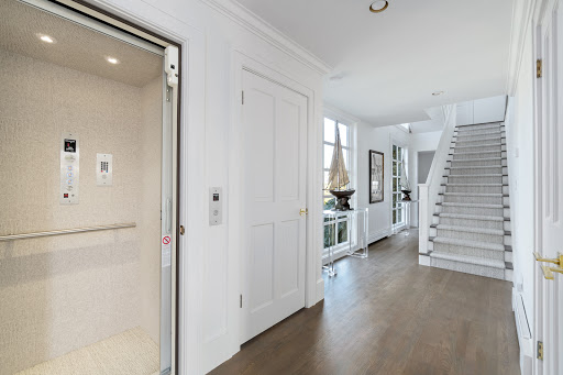 Plumbing Supply Store «Rhode Island Kitchen & Bath», reviews and photos, 139 Jefferson Blvd, Warwick, RI 02888, USA