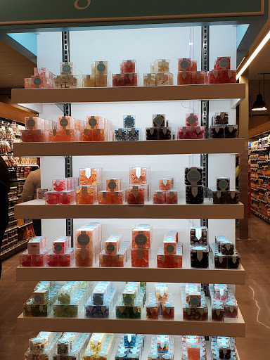 Grocery Store «Bristol Farms», reviews and photos, 1570 Rosecrans Ave, Manhattan Beach, CA 90266, USA