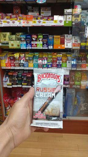 Tobacco Shop «Cig Star - Smoke, Vapor & Glass», reviews and photos, 2060 E Avenida De Los Arboles Suite H, Thousand Oaks, CA 91362, USA