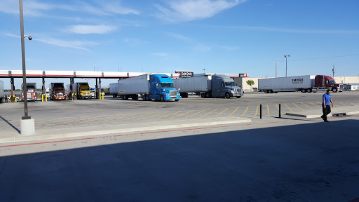 Gas Station «QuikTrip», reviews and photos, 5400 S Interstate 35 East Service Rd, Waxahachie, TX 75165, USA