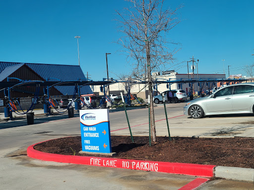 BlueWave Express Car Wash en Beaumont