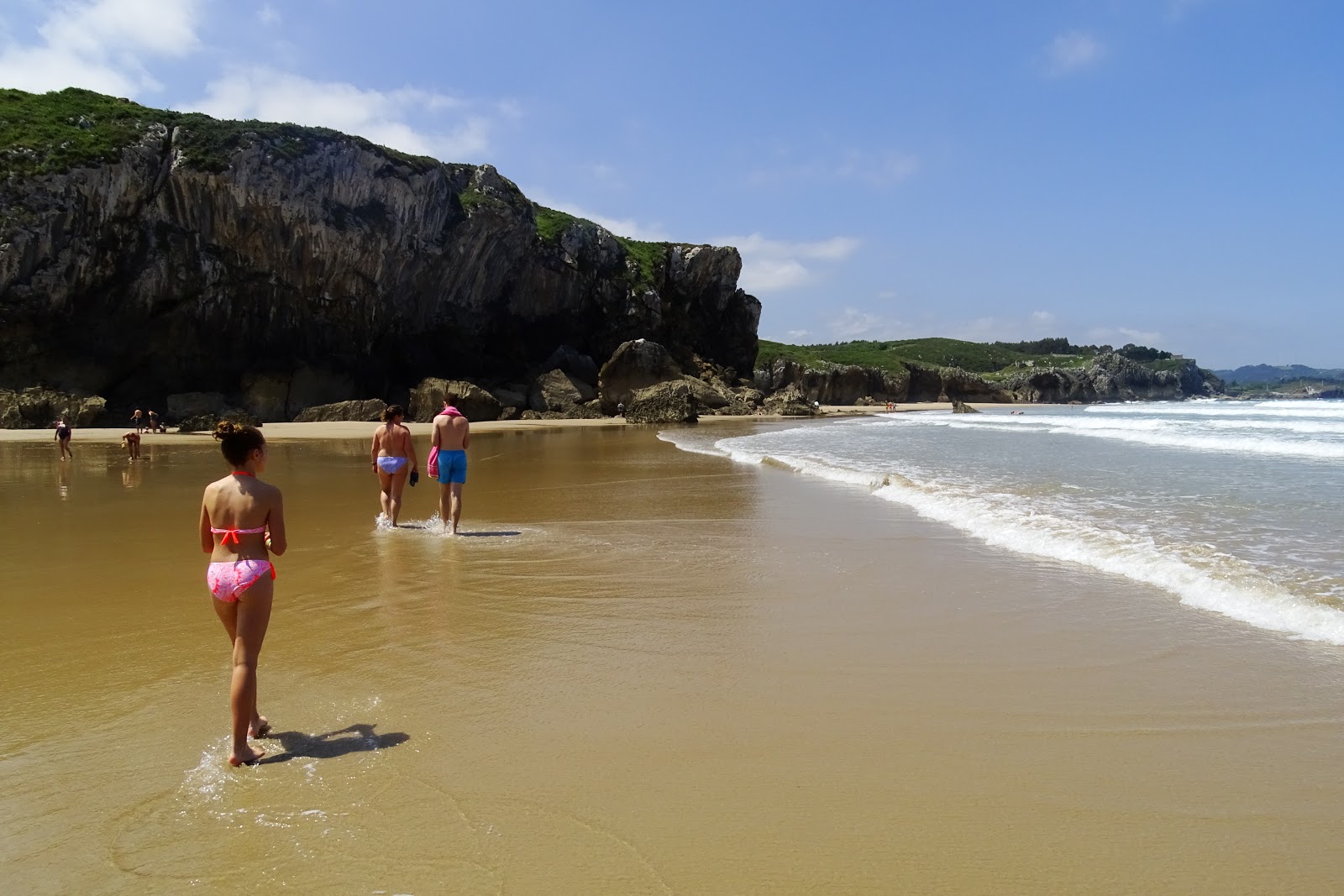 Foto de Playa San Martin - lugar popular entre os apreciadores de relaxamento