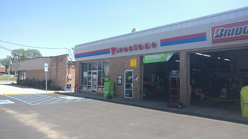 Tire Shop «Firestone Complete Auto Care», reviews and photos, 12260 Natural Bridge Rd, Bridgeton, MO 63044, USA