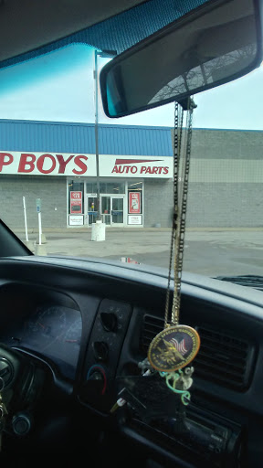 Auto Parts Store «Pep Boys Auto Parts & Service», reviews and photos, 5555 Youngstown Warren Rd, Niles, OH 44446, USA