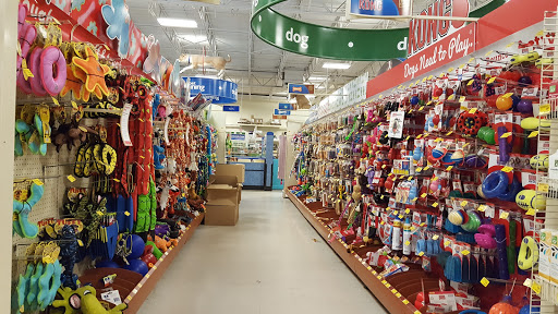 Pet Supply Store «PetSmart», reviews and photos, 650 Commerce Blvd, Scranton, PA 18519, USA