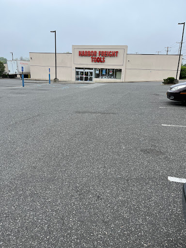 Hardware Store «Harbor Freight Tools», reviews and photos, 301 W Jericho Turnpike, Huntington Station, NY 11746, USA