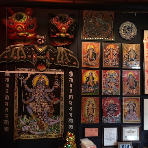 Tattoo Shop «Gnostic Tattoo», reviews and photos, 1089 Flushing Ave, Brooklyn, NY 11237, USA