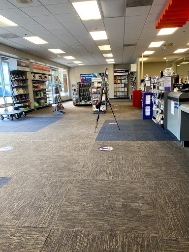 Print Shop «FedEx Office Print & Ship Center», reviews and photos, 76 W Dundee Rd, Buffalo Grove, IL 60089, USA