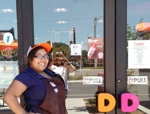 Dessert Restaurant «Dunkin Donuts Baskin Robbins», reviews and photos, 2888 W US Hwy 90 #101, Lake City, FL 32055, USA