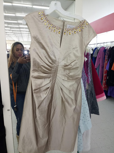 Thrift Store «Ohio Thrift Store», reviews and photos, 5738 Columbus Square, Columbus, OH 43231, USA
