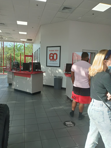Tire Shop «Discount Tire Store - Lakeland, FL», reviews and photos, 6975 US Hwy 98 N, Lakeland, FL 33809, USA