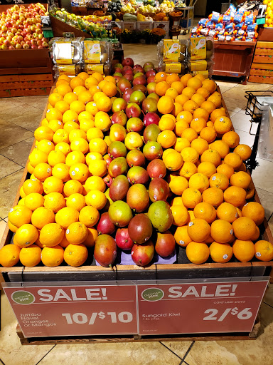 Supermarket «Giant Eagle Supermarket», reviews and photos, 5990 University Blvd #4, Coraopolis, PA 15108, USA