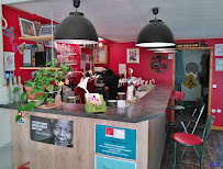 Atmosphère du Café Café-bar le Colibri à Saint-Germain-l'Herm - n°1