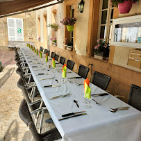 Atmosphère du Restaurant français A l'Heure des Saveurs à Couches - n°3