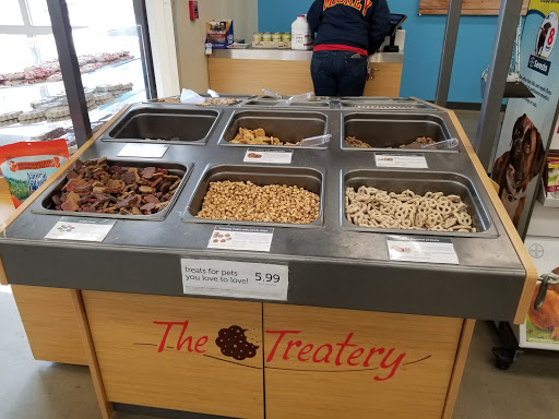 Pet Supply Store «Petco Animal Supplies», reviews and photos, 1011 University Blvd #100, Suffolk, VA 23435, USA