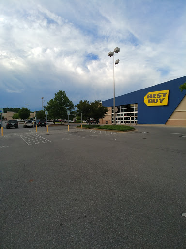 Electronics Store «Best Buy», reviews and photos, 2716 E Stone Dr, Kingsport, TN 37660, USA