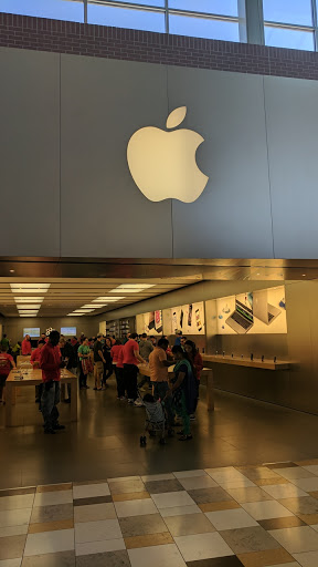 Computer Store «Apple Brandon», reviews and photos, 459 Brandon Town Center Dr, Brandon, FL 33511, USA