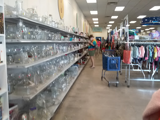 Thrift Store «Goodwill», reviews and photos