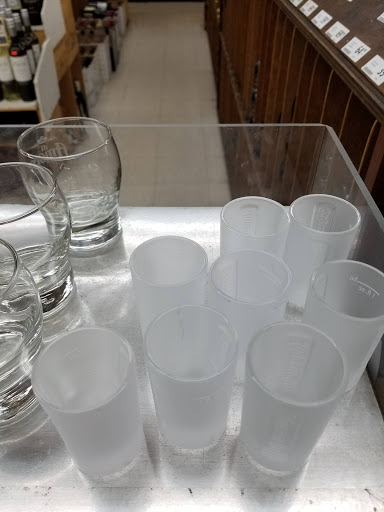 Liquor Store «Empire Liquors», reviews and photos, 103-05 Queens Blvd, Forest Hills, NY 11375, USA