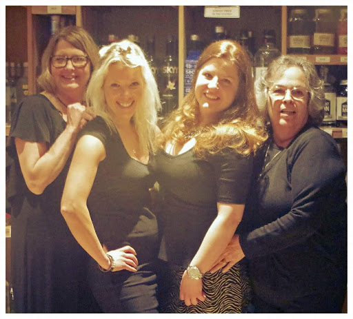 Liquor Store «Sharon Package Store», reviews and photos, 1 Gay St, Sharon, CT 06069, USA