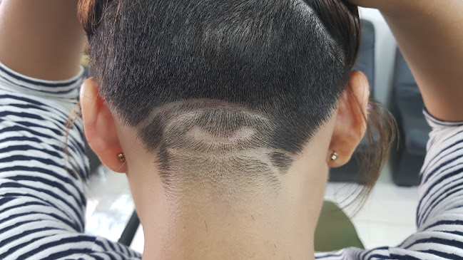 Opinii despre Bravo Barbershop în La Victoria - Barbería