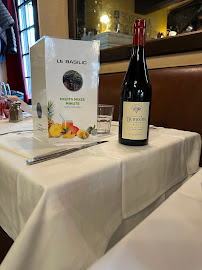 Vin du Restaurant français Le Basilic à Paris - n°2
