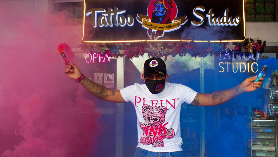 Smoking And Tattooing