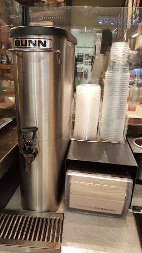 Shopping Mall «Westfield Fashion Square», reviews and photos, 14006 Riverside Dr, Sherman Oaks, CA 91423, USA