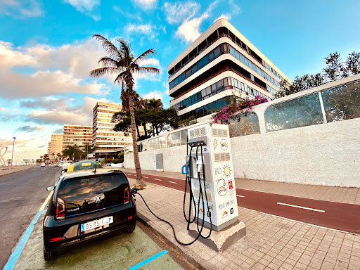 Estación de carga de vehículos eléctricos Gran Canaria