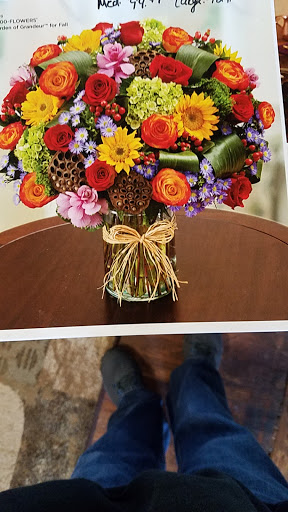 Florist «Every Loving Bloom Florist», reviews and photos, 110 Fairview Ln, Clarksville, TN 37040, USA