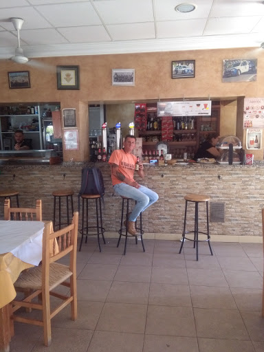 Restaurante Asador De Pollos Hermanos Galán