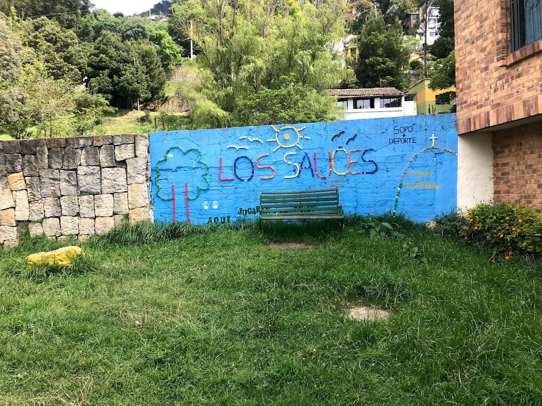 Parque De Los Sauces