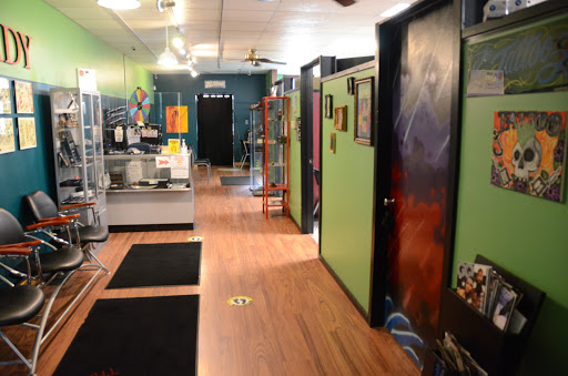 Tattoo Shop «Tattoo Lady», reviews and photos, 6817 Kennedy Ave, Hammond, IN 46323, USA