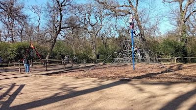 Aire de jeux à Toulouse