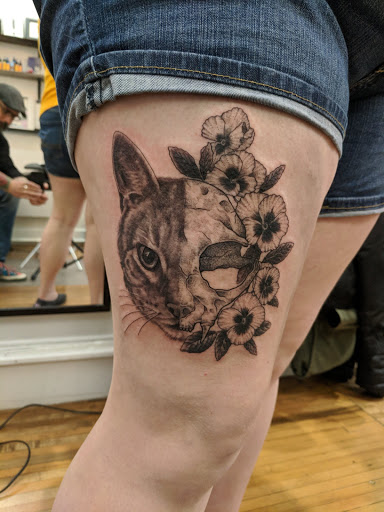 Tattoo Shop «Black & Blue Tattoo», reviews and photos, 381 Guerrero St, San Francisco, CA 94103, USA