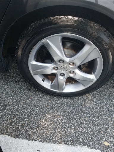 Auto Body Shop «K & W Auto Body Inc.», reviews and photos, 15413 Farm Creek Dr, Woodbridge, VA 22191, USA