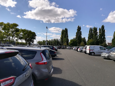 Parking P1 aéroport Paris-Beauvais à Tillé