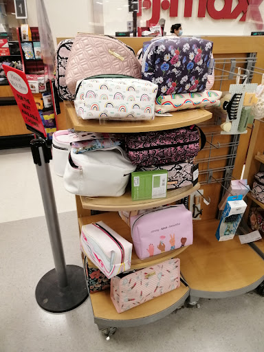 Department Store «T.J. Maxx», reviews and photos, 10300 Main Street, Fairfax, VA 22030, USA