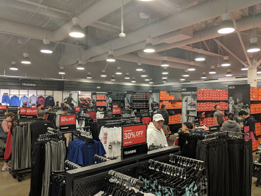 Sporting Goods Store «Nike Factory Store», reviews and photos, 447 Great Mall Dr #484, Milpitas, CA 95035, USA