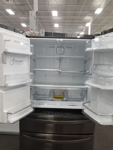 Electronics Store «Best Buy», reviews and photos, 2301 Howard St, Evanston, IL 60202, USA